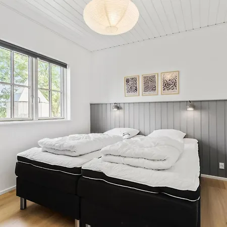 5 Bedroom Cozy Home In Ebeltoft * Эбельтофт